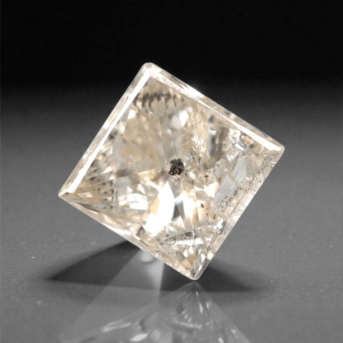 0.27 Carats Fancy Light Brownish Yellow Inclusion Diamond - Natural South African Origin, 24DA (1 of 1)