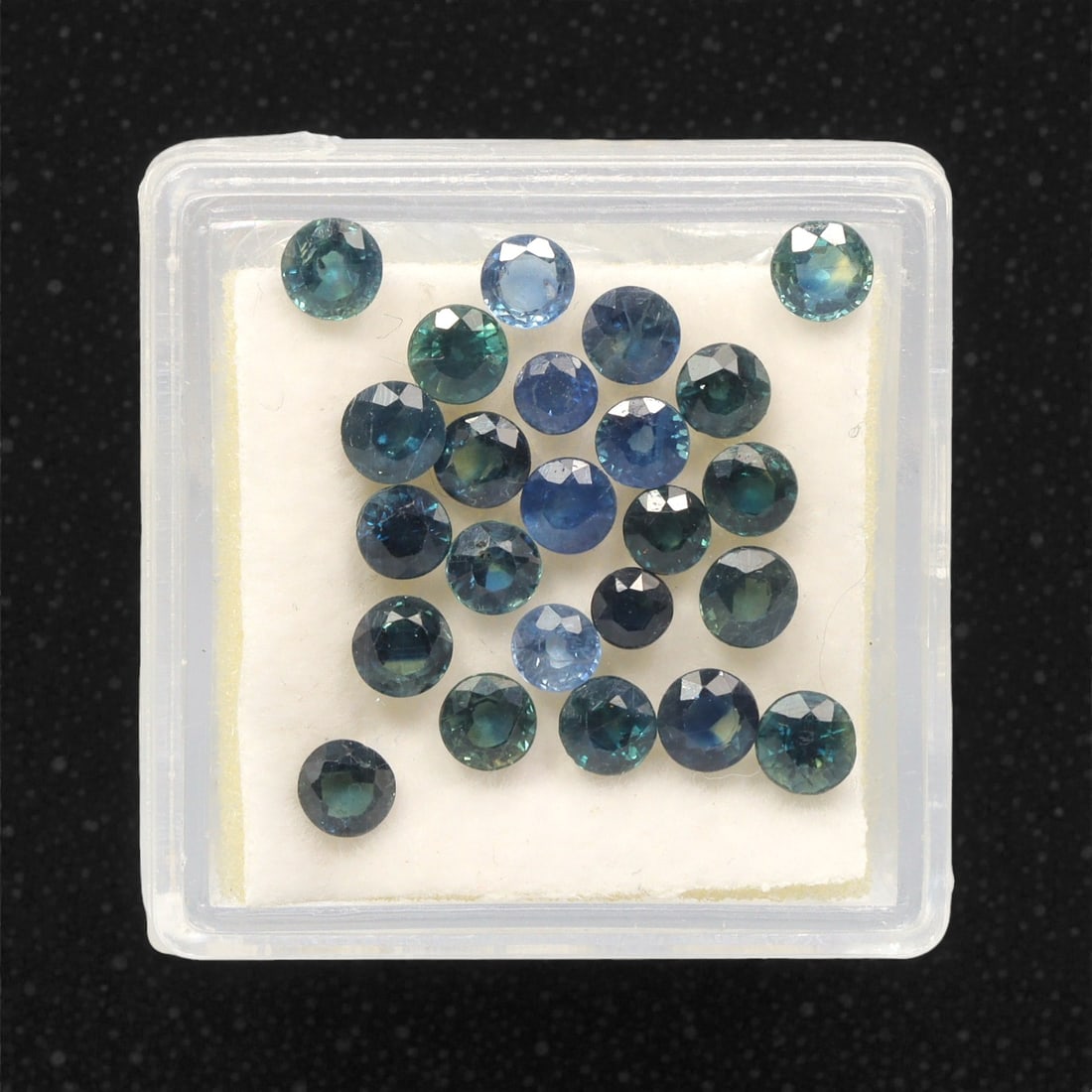 5.23 Carats Multitone Blue Sapphire Parcel - Natural Australian Stones, 27DB: This curated parcel of Australian sapphires dazzles with a captivating spectrum of blue tones, ranging from deep midnight and rich royal blue to vivid teal and cool aqua undertones. Each stone is prec