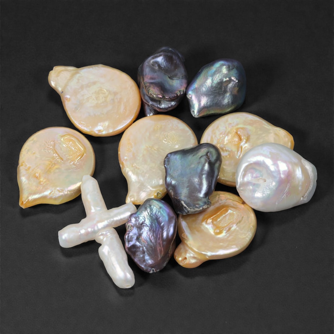 108.22 Carats Multicolor Baroque Pearl Selection - Natural Freshwater Origin, 31XJ: This vivid selection of multicolor baroque pearls offers a striking interplay of tones, textures, and shapes. Rich golden bronze, deep charcoal with peacock overtones, lavender white, and soft pink hu