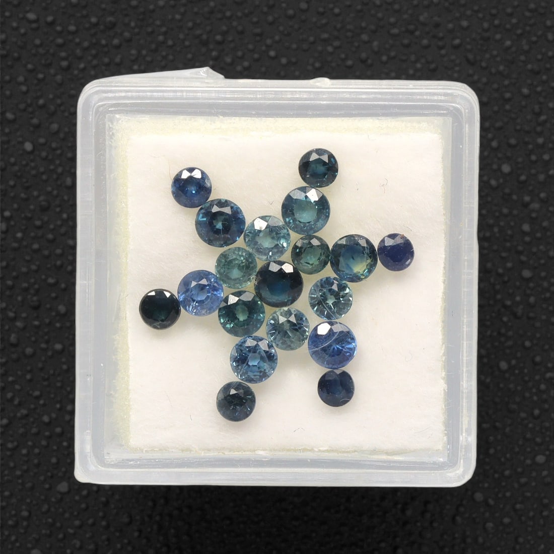 3.75 Carats Multitone Blue Sapphire Parcel - Natural Australian Stones, 30DB: This curated parcel of Australian sapphires dazzles with a captivating spectrum of blue tones, ranging from deep midnight and rich royal blue to vivid teal and cool aqua undertones. Each stone is prec
