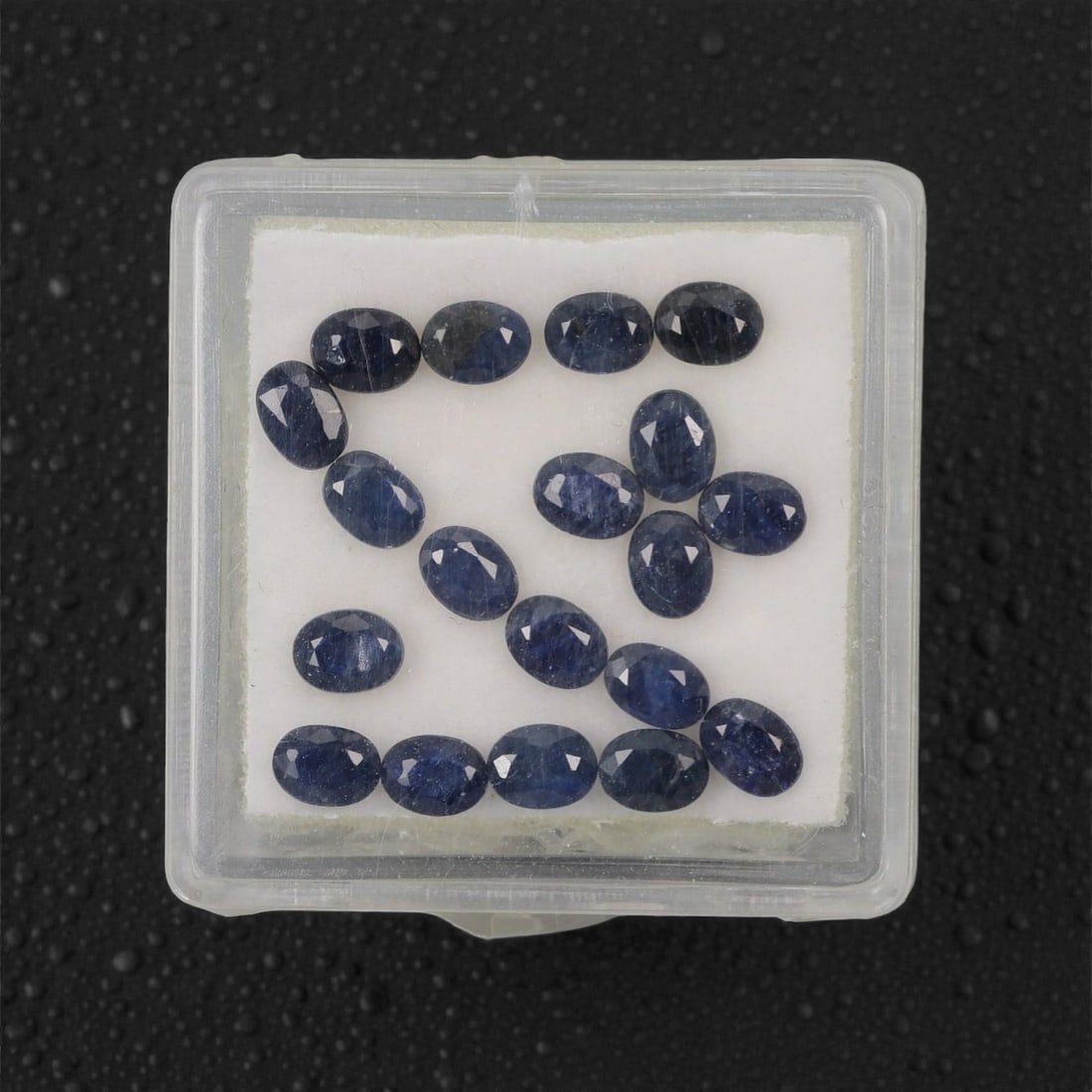 4.47 Carats Deep Royal Blue Sapphire Parcel - Natural Australian Stones, 51XL: This refined parcel of 4.47 carats of loose sapphires captivates with a spectrum of deep royal blue hues, ranging from velvety midnight tones to vivid, saturated shades that catch the light with every