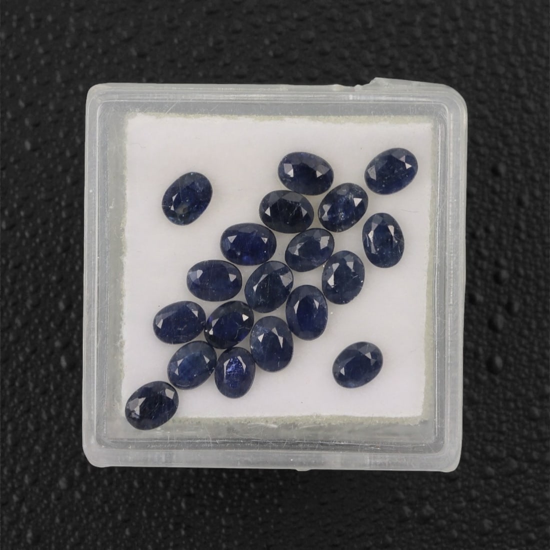 4.36 Carats Deep Royal Blue Sapphire Parcel - Natural Australian Stones, 38XL: This refined parcel of 4.36 carats of loose sapphires captivates with a spectrum of deep royal blue hues, ranging from velvety midnight tones to vivid, saturated shades that catch the light with every