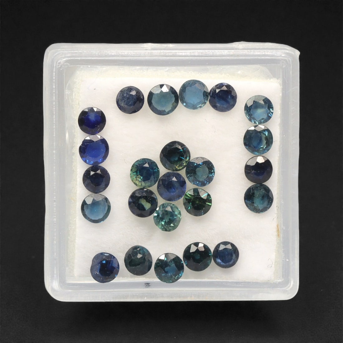 4.20 Carats Multitone Blue Sapphire Parcel - Natural Australian Stones, 25DB: This curated parcel of Australian sapphires dazzles with a captivating spectrum of blue tones, ranging from deep midnight and rich royal blue to vivid teal and cool aqua undertones. Each stone is prec