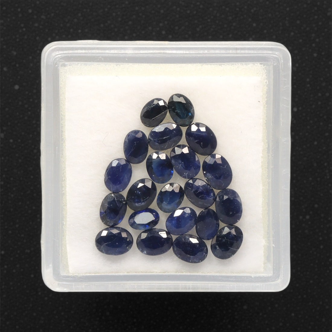 3.98 Carats Multitone Blue Sapphire Parcel - Natural Australian Stones, 19DB: This curated parcel of Australian sapphires dazzles with a captivating spectrum of blue tones, ranging from deep midnight and rich royal blue to vivid teal and cool aqua undertones. Each stone is prec
