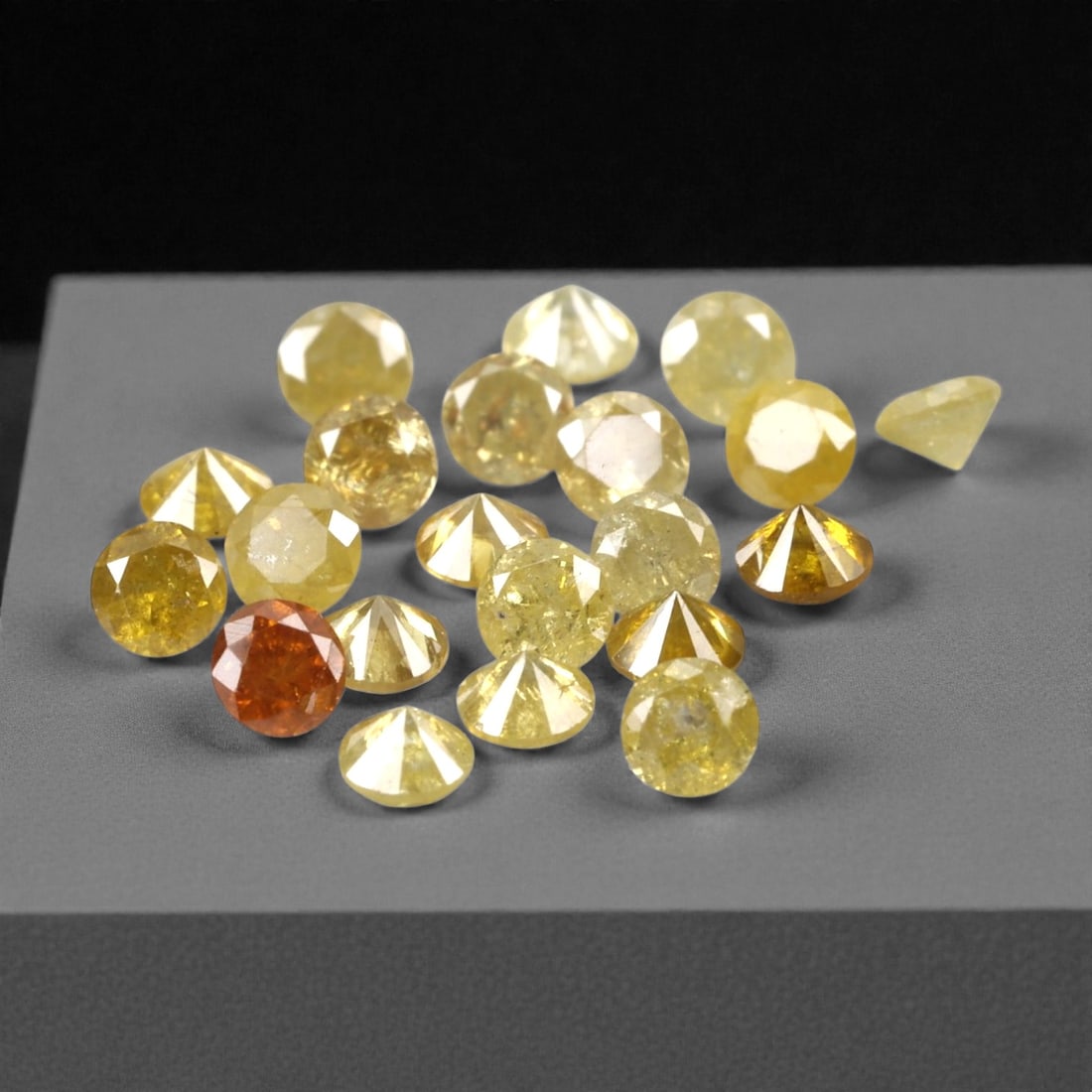 1.01 Carats Fancy Yellow Diamond Parcel - Natural African Stones, 42A (1 of 1)