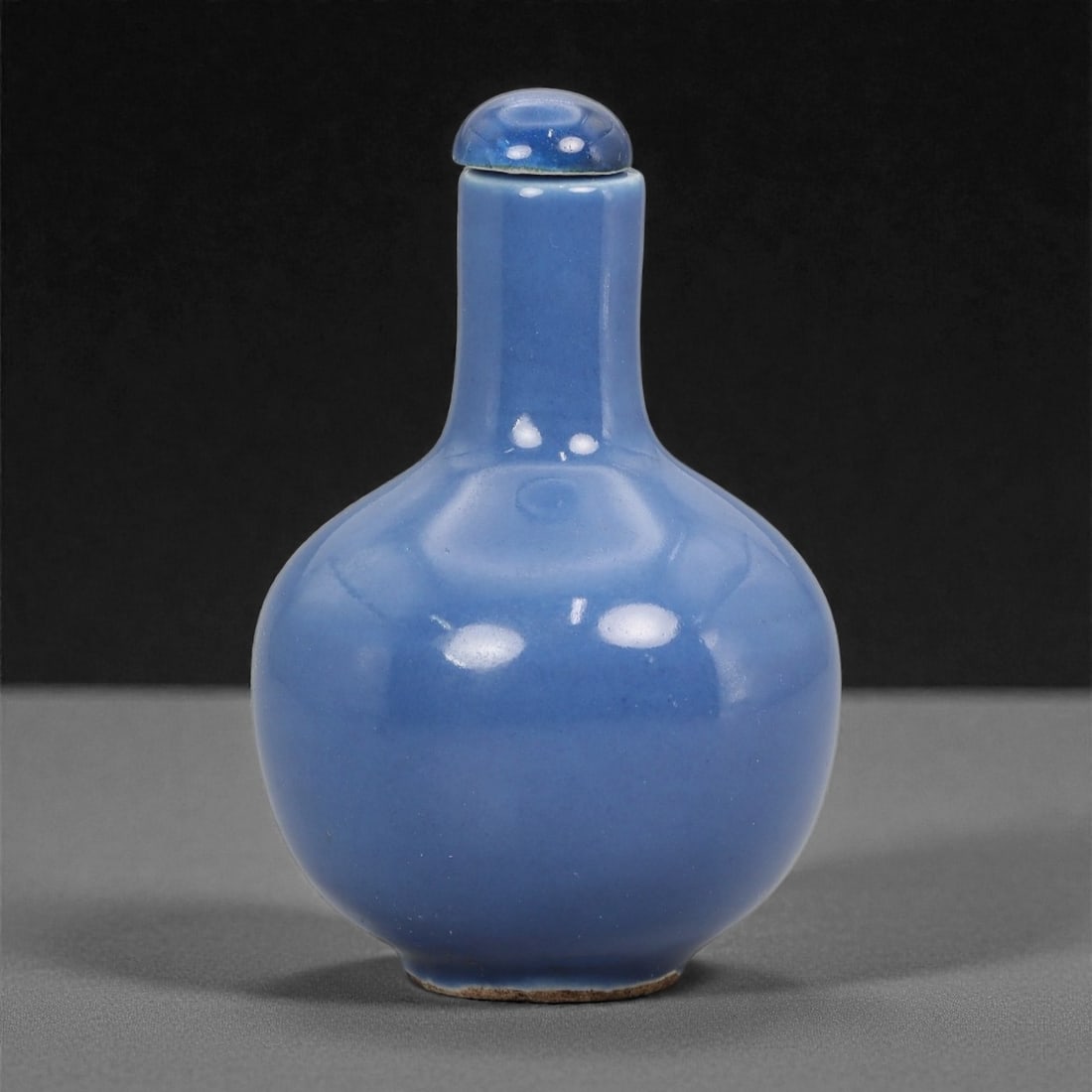 A Chinese Glazed Ceramic Snuff Bottle, 20th Century, 67FG (1 of 2)