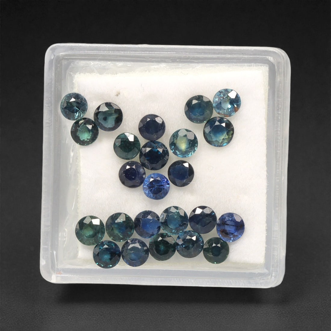 4.71 Carats Multitone Blue Sapphire Parcel - Natural Australian Stones, 26DB: This curated parcel of Australian sapphires dazzles with a captivating spectrum of blue tones, ranging from deep midnight and rich royal blue to vivid teal and cool aqua undertones. Each stone is prec