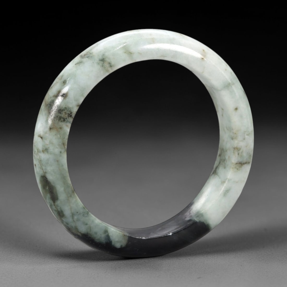 A Chinese Jadeite Jade Bangle Bracelet, 20th Century, 79ZK (1 of 2)