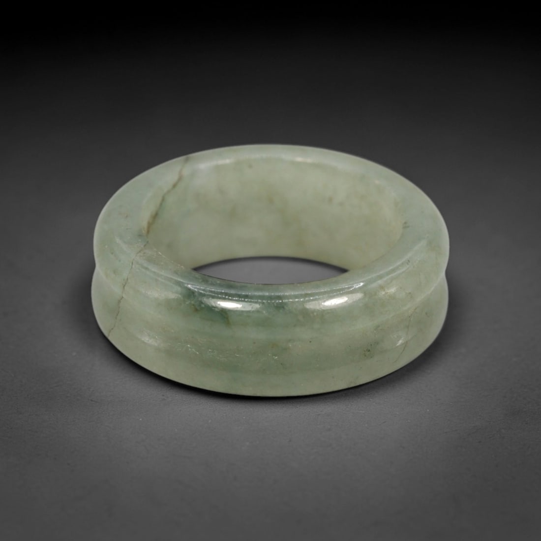 A Chinese Jadeite Jade Ring, 20th Century, 10XN (1 of 2)
