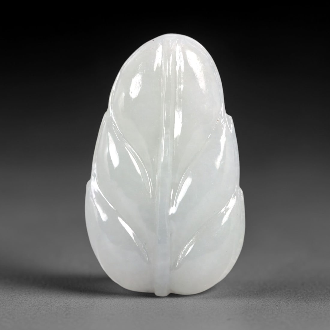 A Chinese Icy Jadeite Jade Leaf Pendant, 20th Century, 53AB (1 of 2)