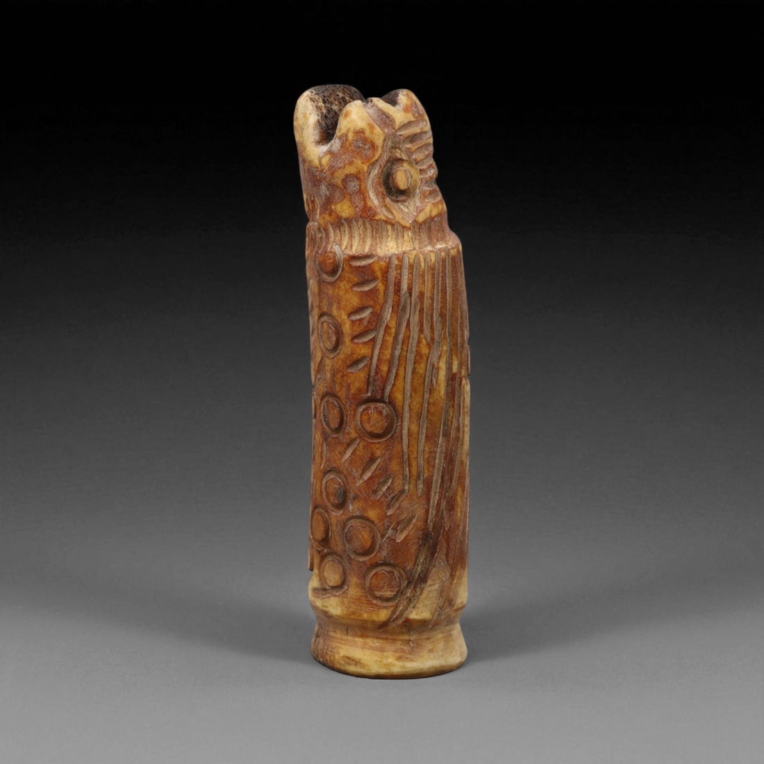 Ancient Coptic Egyptian Zoomorphic Bone Finial, c. 6th-8th Century CE, 9cm, 32BG: This rare Coptic Egyptian finial, carved from dense, honey-toned bone, dates to approximately the 6th-8th century CE - a time when Egypt stood at the crossroads of late antiquity and early Christian a