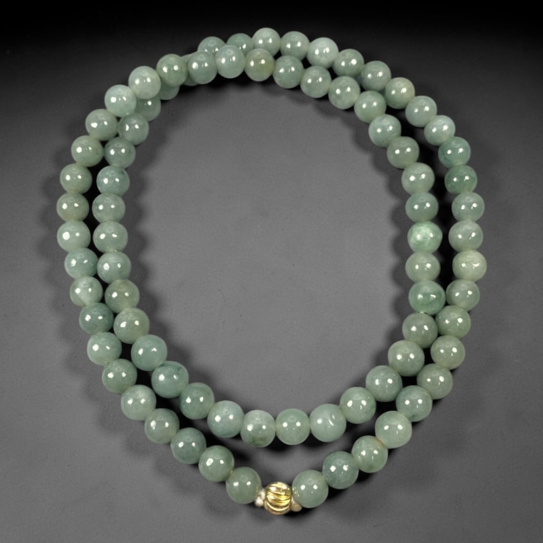 A Chinese Jadeite Jade Bead Necklace, 20th Century, 61ZK (1 of 1)