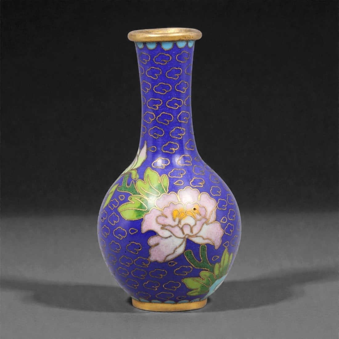 A Chinese Cloisonne Enamel Vase, 20th Century, 83YC (1 of 2)