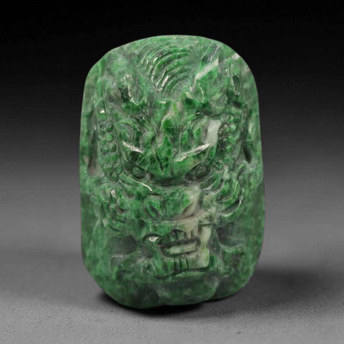 A Maw Sit Sit Dragon Pendant, 20th Century, 17ZL (1 of 2)