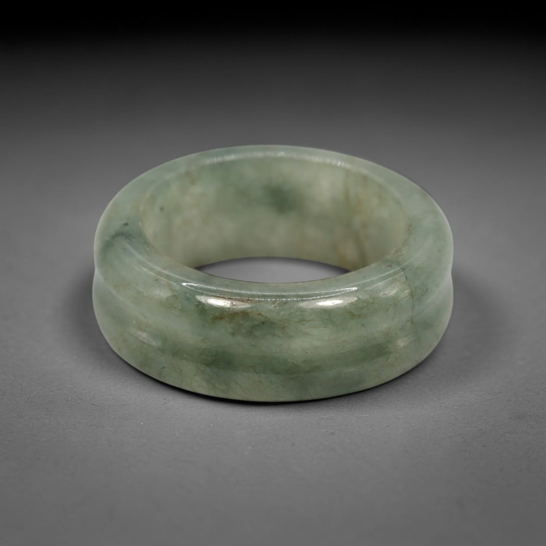 A Chinese Jadeite Jade Ring, 20th Century, 15XN (1 of 2)