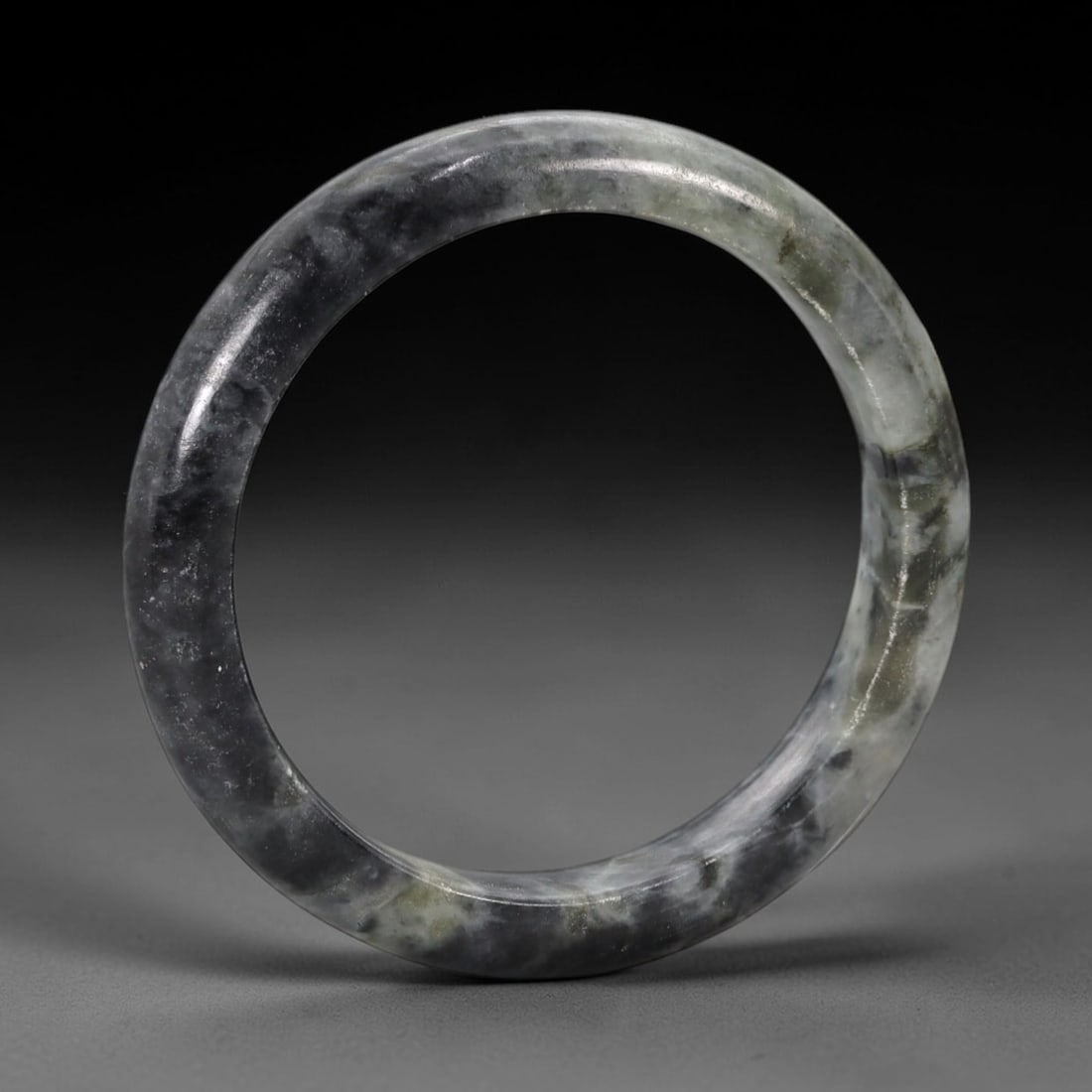 A Chinese Jadeite Jade Bangle Bracelet, 20th Century, 97ZK (1 of 2)