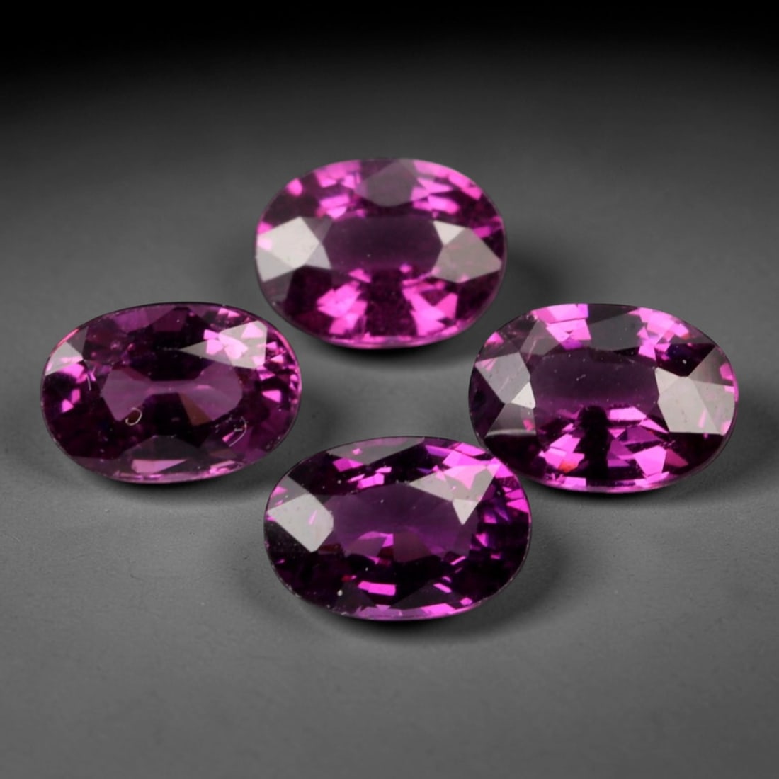 3.26 Carats Deep Raspberry Rhodolite Garnet Parcel - Natural Mozambican Stones, 49XP (1 of 1)