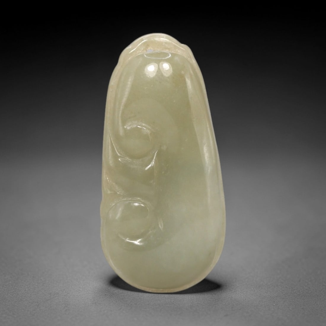 A Chinese Jadeite Jade Scrollwork Pendant, 20th Century, 91FR (1 of 2)