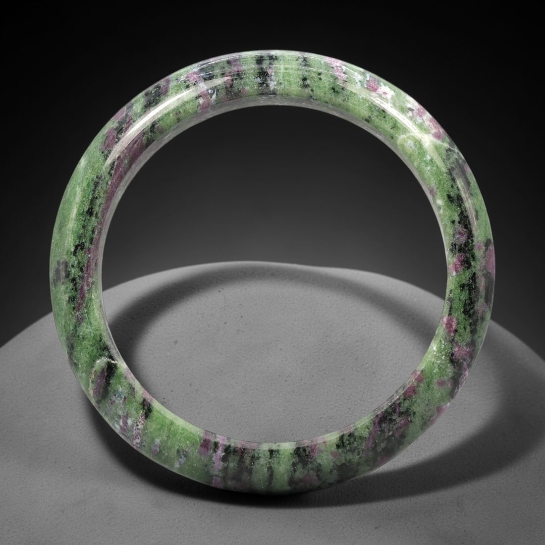 A Ruby Zoisite Bangle, 20th Century, 1ZK - 2