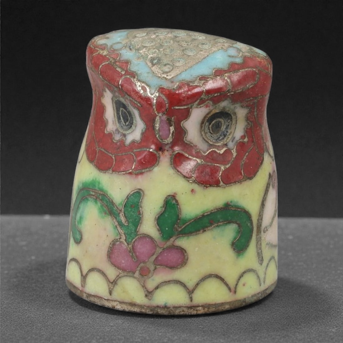 A Chinese Cloisonne Enamel Thimble with Owl Mask Decoration, 20th Century, 15FH (1 of 3)