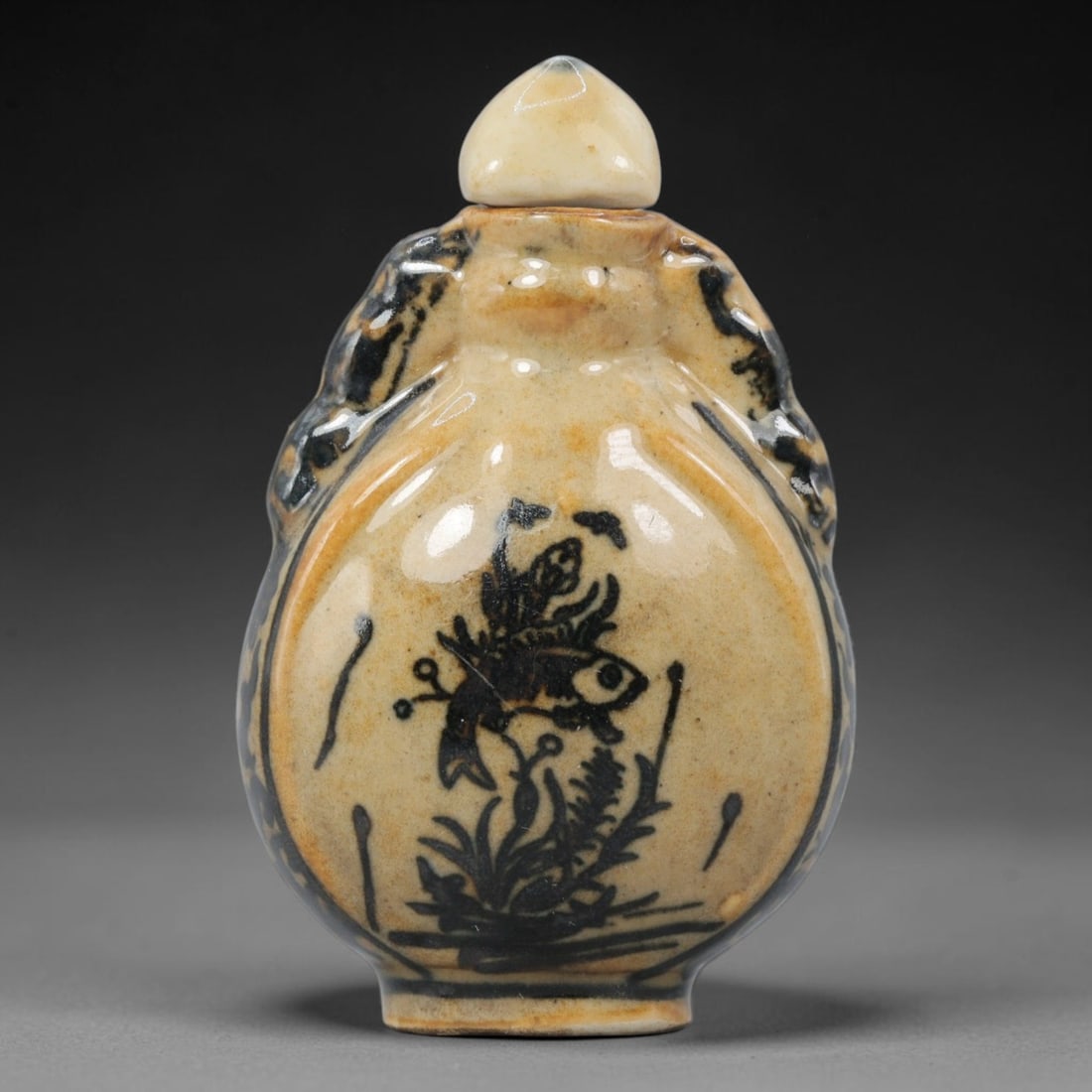 A Chinese Porcelain Moon Flask Snuff Bottle, 20th Century, 61BE (1 of 2)