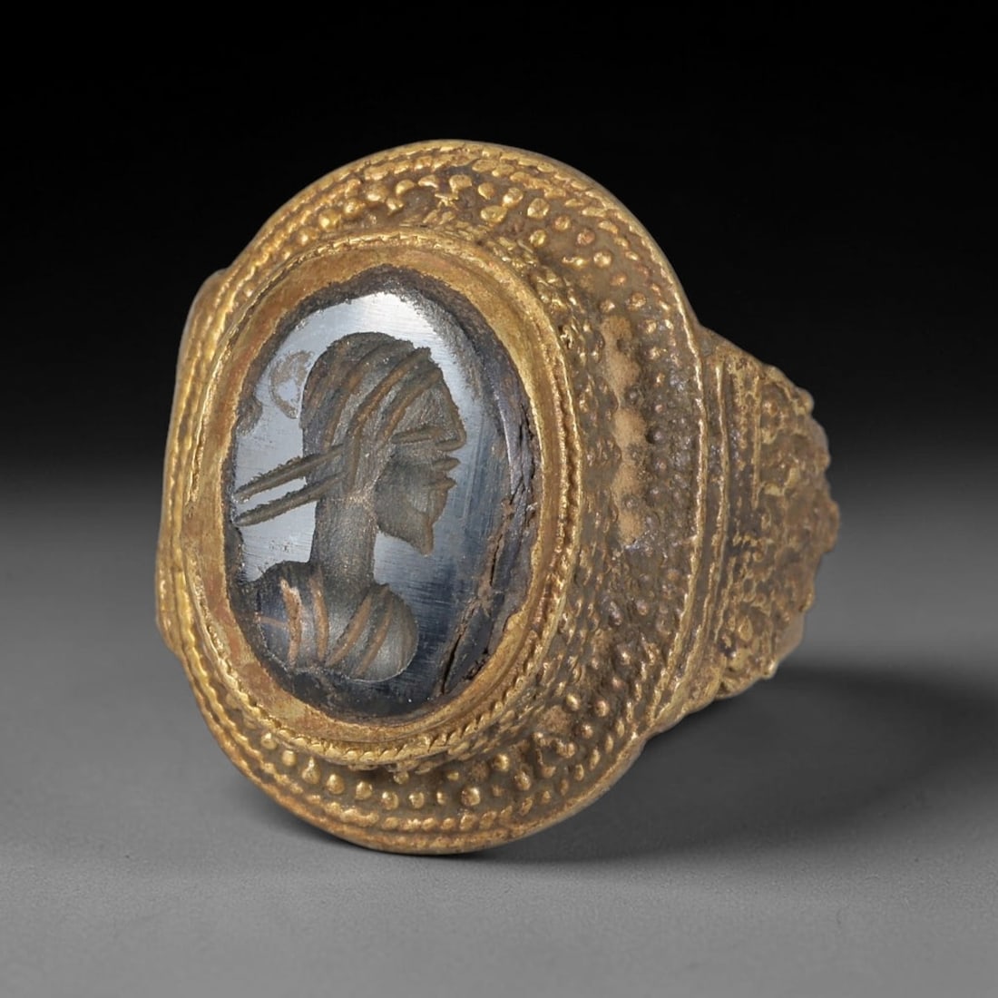 Antique Qajar Dynasty Dark Stone Intaglio Brass Ring - Size 8 US, 80BA (1 of 2)