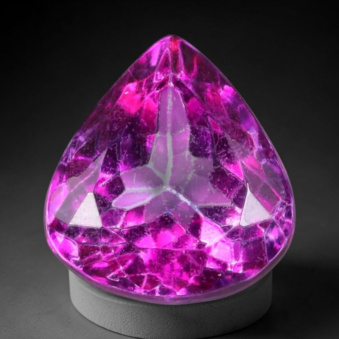 7.55 Carats Natural Pink Topaz - Trillion Faceted Loose Gemstone, 32XB: Natural trillion-faceted pink topaz gemstone, a premium silicate mineral specimen. This stone exhibits a vivid, saturated hot pink hue with exceptional brilliance, enhanced by a precision trillion cut