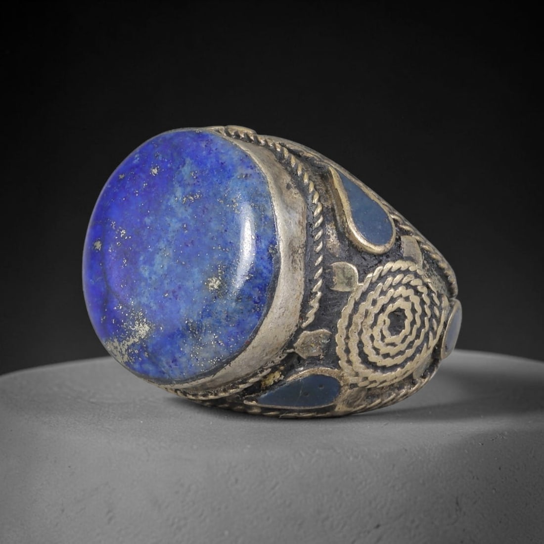 Antique Silvered Ring - Eurasian Steppe Lapis Lazuli Multi-Stone Cabochon, 41BK (1 of 2)