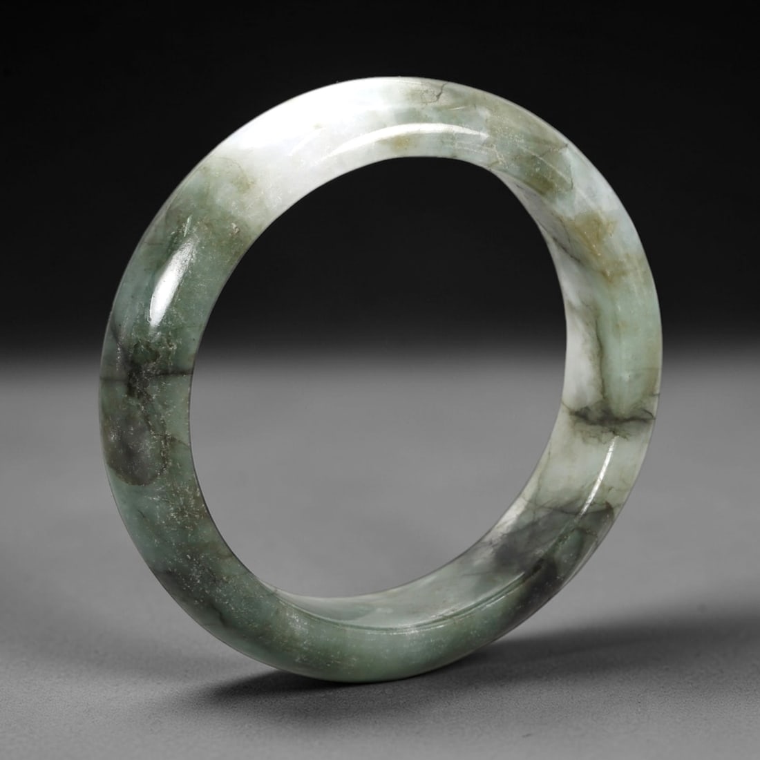 A Chinese Jadeite Jade Bangle Bracelet, 20th Century, 90ZK (1 of 2)
