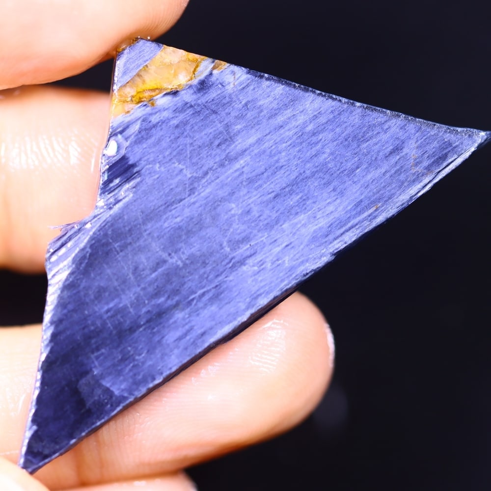 25.72Ct Pietersite Slab - Gemstone Crystal - Freeform Slice, 449B: ThousandPlanet Auction Subject: Natural Pietersite Origin: Namibia, South Africa Carat Weight: 25.72Ct Dimension: 48.5 x 25 x 3.2 mm Treatment: Natural Untreated Shape: Freefor