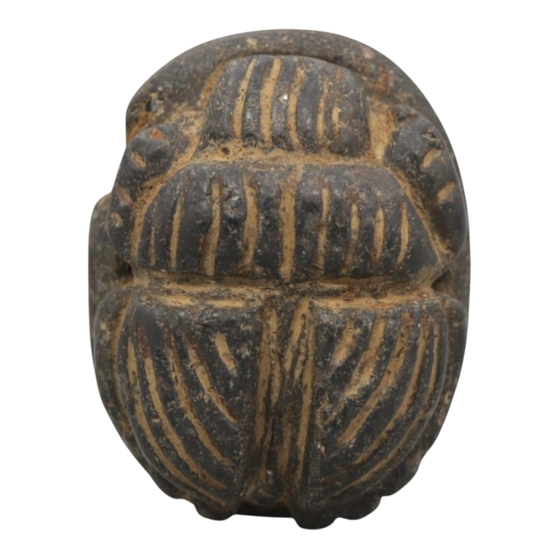 Ancient Steatite Scarab Stamp Seal - Near Eastern Anthropomorphic Figure, 49ZR: Carved from dark steatite with golden-brown incised patination, this Near Eastern scarab stamp seal features a dorsal scarab pattern with deeply incised linear elytra segments defining the beetle's fo