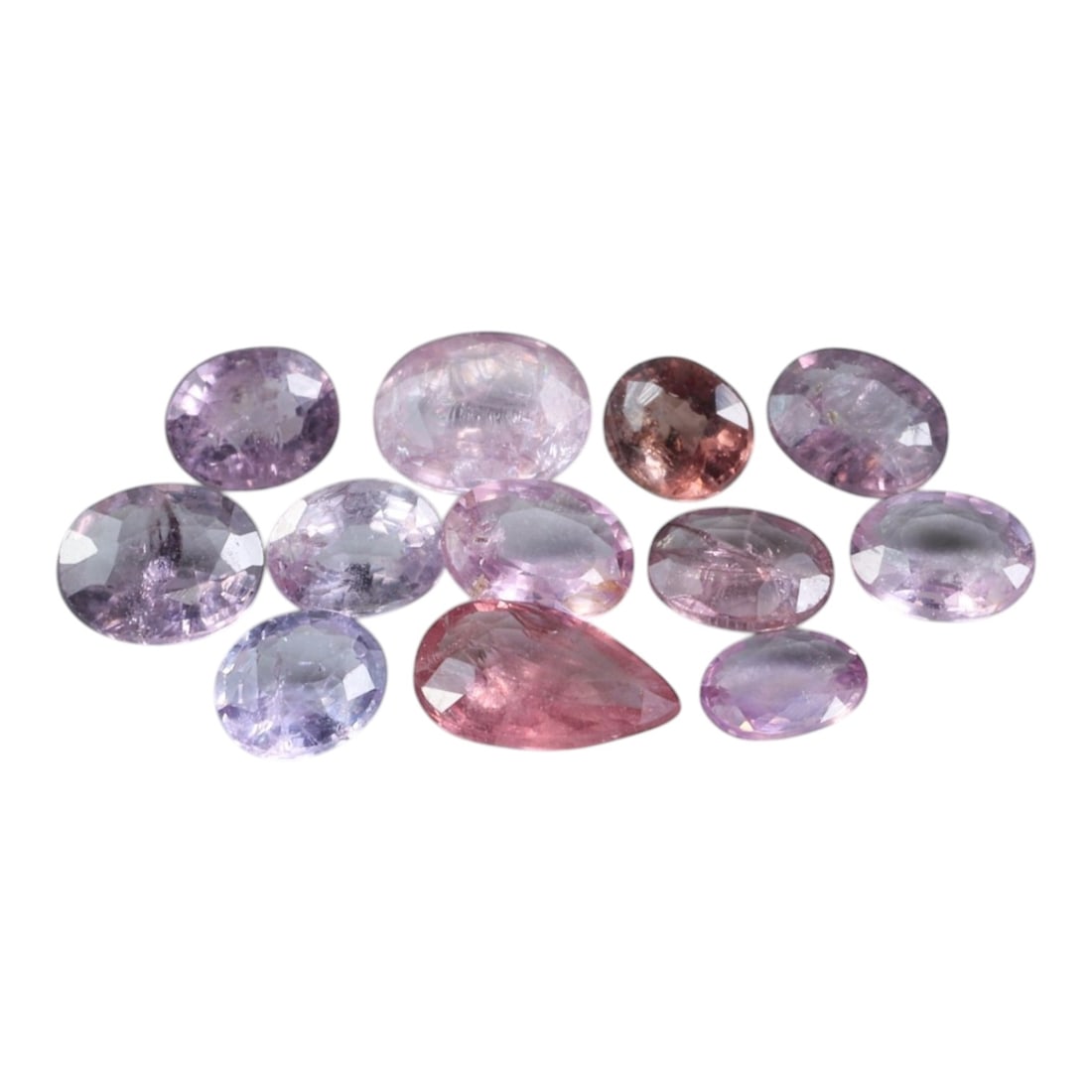 4.06 Carats Multicolor Pink Lavender Spinel - Faceted Gemstone, 94WE: Faceted multicolor spinel gemstone, crafted from natural spinel material. The stone exhibits a captivating blend of soft pink and lavender hues, with subtle tonal variations and natural internal inclu