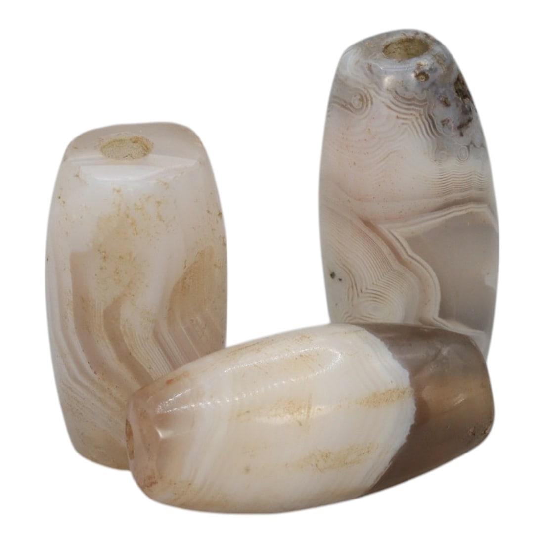 Lot of 3 Antique Central Asian / Himalayan Banded Agate Trade Beads, 15th-19th Century, 70WS: This lot comprises 3 antique banded agate beads, characteristic of Central Asian or Himalayan trade traditions. Each bead exhibits signs of significant age, including natural patination, surface wear,