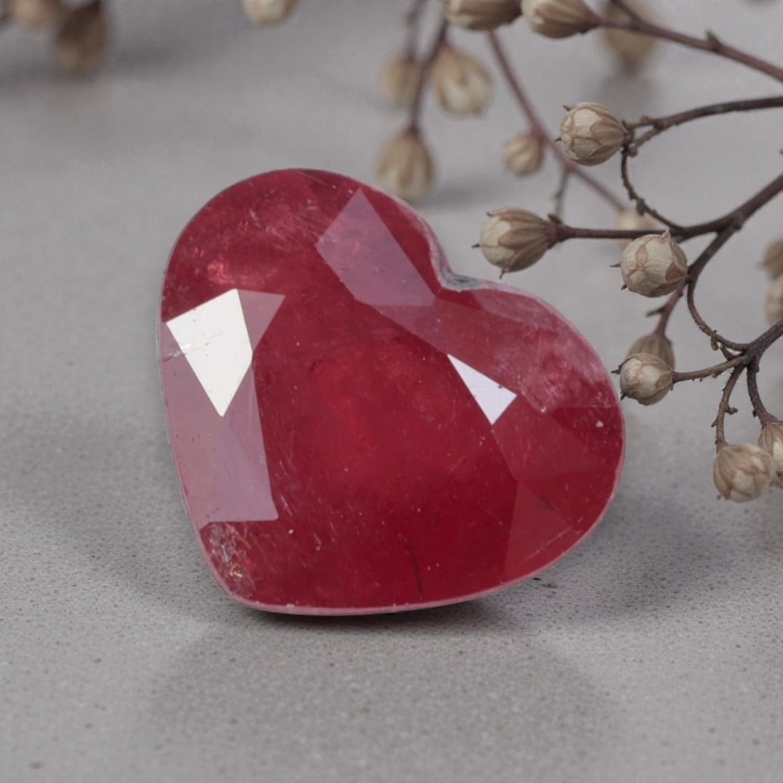 1.25 Carats Natural Mozambique Ruby Heart Cut, 44AL (1 of 2)