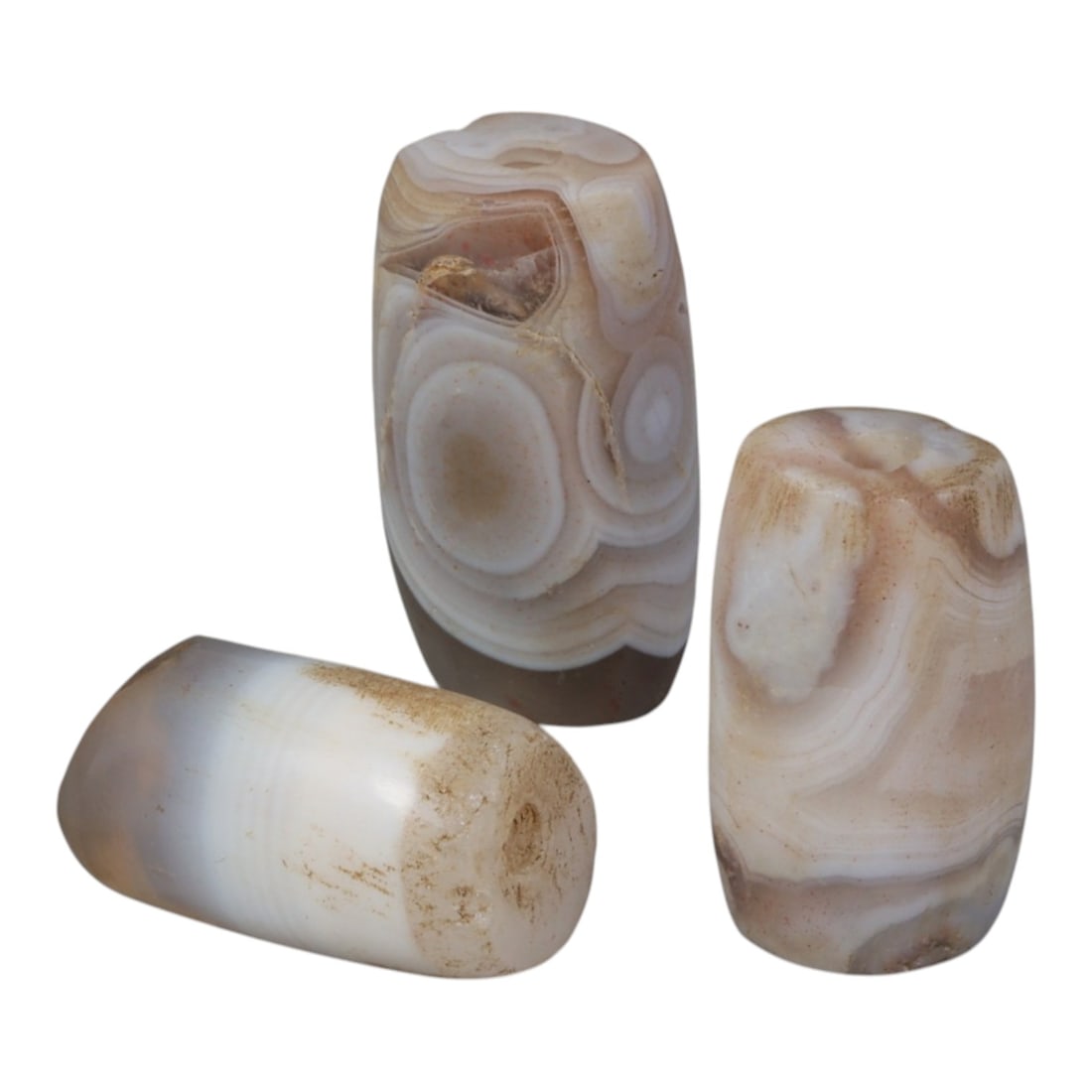 Lot of 3 Antique Central Asian / Himalayan Banded Agate Trade Beads, 15th-19th Century., 46AK: This lot comprises 3 antique banded agate beads, characteristic of Central Asian or Himalayan trade traditions. Each bead exhibits signs of significant age, including natural patination, surface wear,