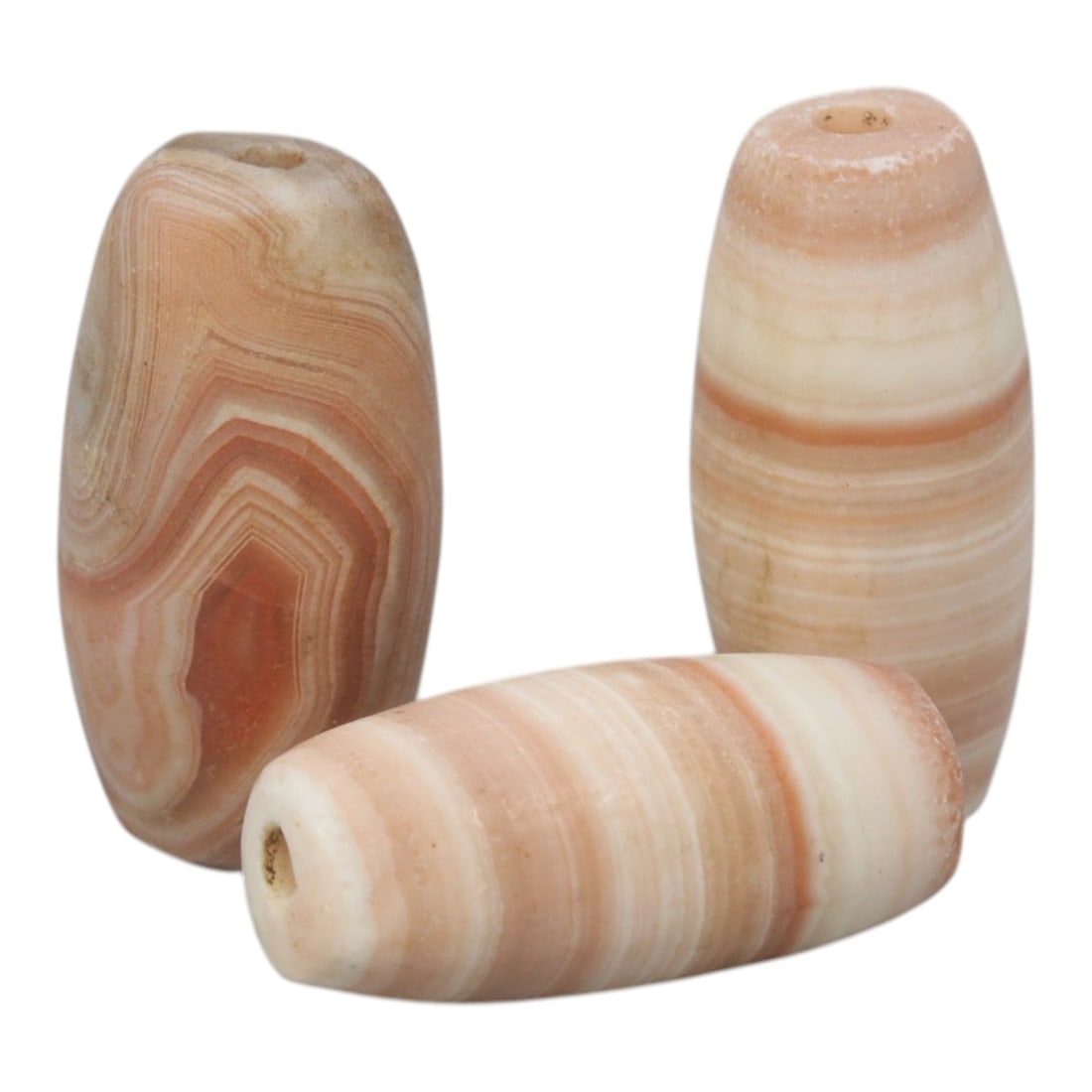Lot of 3 Antique Central Asian / Himalayan Banded Agate Trade Beads, 15th-19th Century, 23WS: This lot comprises 3 antique banded agate beads, characteristic of Central Asian or Himalayan trade traditions. Each bead exhibits signs of significant age, including natural patination, surface wear,