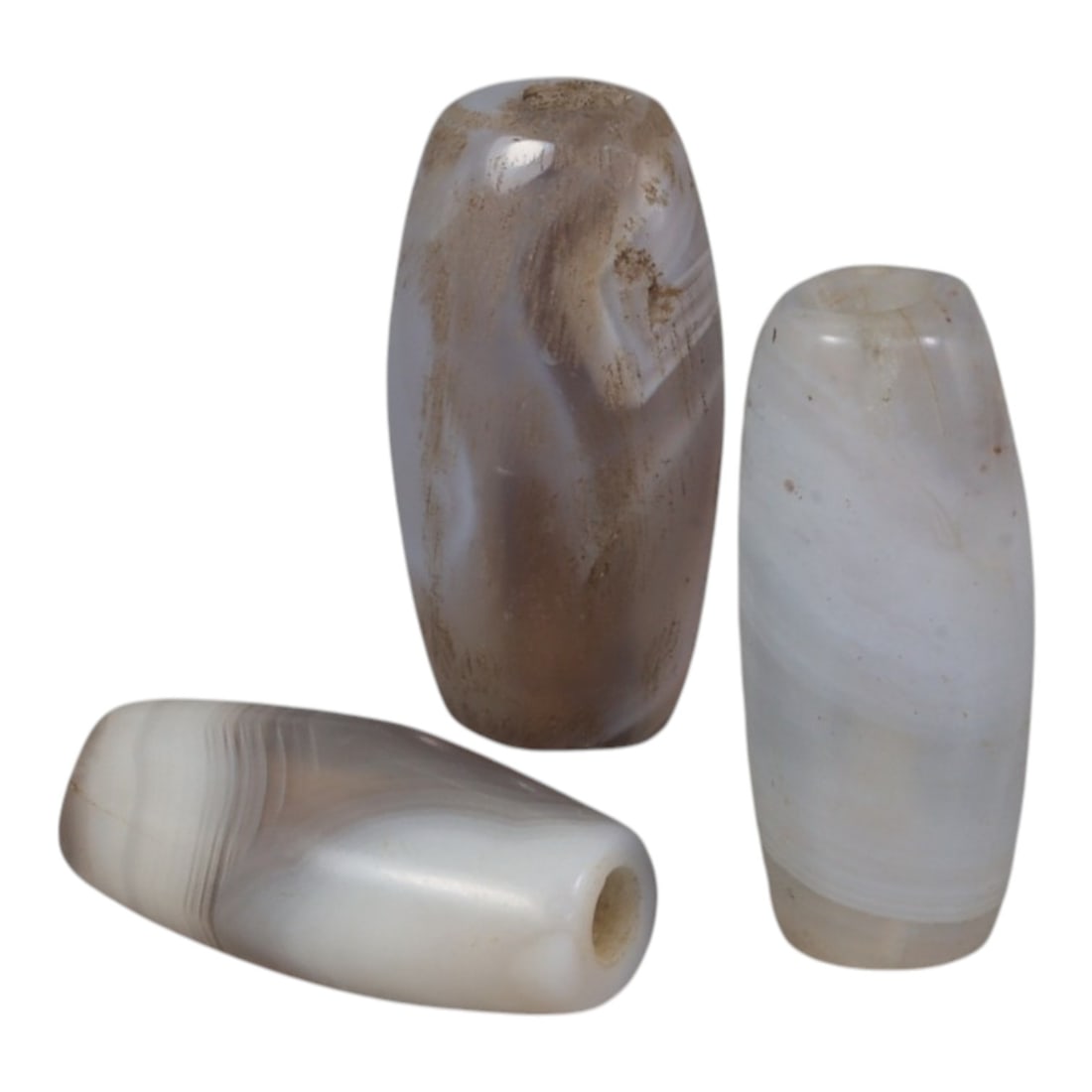 Lot of 3 Antique Central Asian / Himalayan Banded Agate Trade Beads, 15th-19th Century., 71AK: This lot comprises 3 antique banded agate beads, characteristic of Central Asian or Himalayan trade traditions. Each bead exhibits signs of significant age, including natural patination, surface wear,