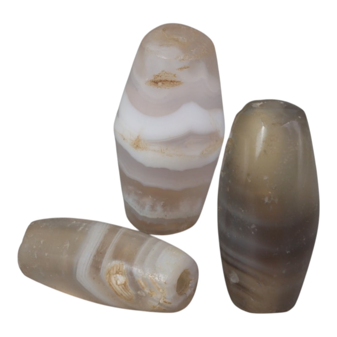 Lot of 3 Antique Central Asian / Himalayan Banded Agate Trade Beads, 15th-19th Century., 66AK: This lot comprises 3 antique banded agate beads, characteristic of Central Asian or Himalayan trade traditions. Each bead exhibits signs of significant age, including natural patination, surface wear,