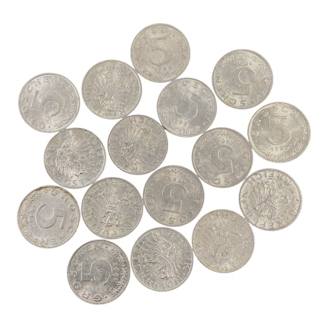 AUSTRIA: Republican Continuity - 5 Groschen Bulk Coin Lot, 24V: This bulk lot of Austrian 5 Groschen coins features the iconic federal eagle, the enduring symbol of the Austrian Republic. Minted primarily in the 1980s and early 1990s, these lightweight aluminum co