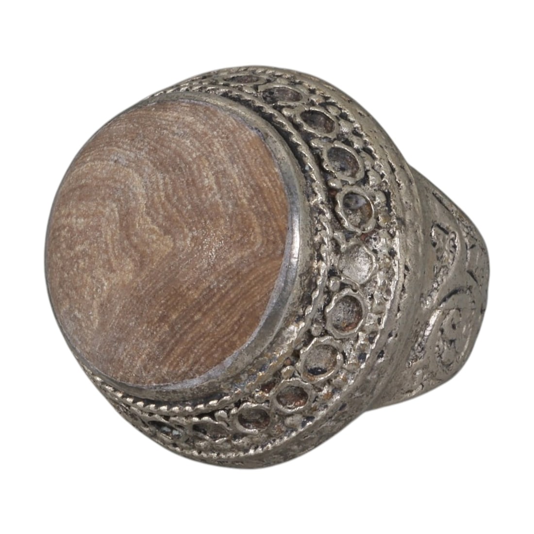 A Middle Eastern Silver Plated Banded Agate Ring, Late 19th-Early 20th Century, 28AK (1 of 2)