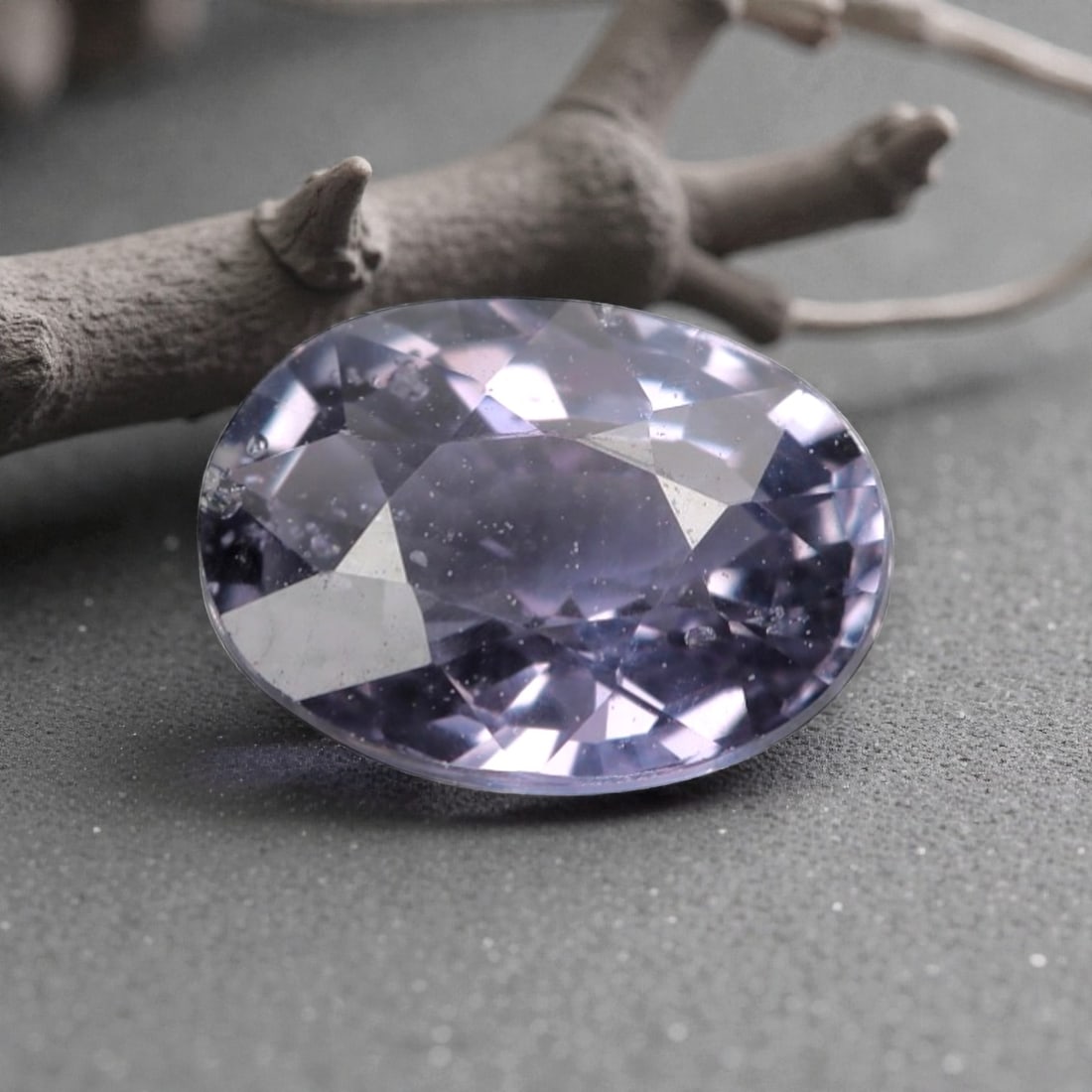 1.00 Carats Purple Violetish Sapphire - Natural Loose Gemstone, LZ278: This refined oval mixed-cut sapphire captivates with a delicate purple hue infused with soft violetish undertones, creating a luminous, ethereal appearance reminiscent of twilight skies and lavender b