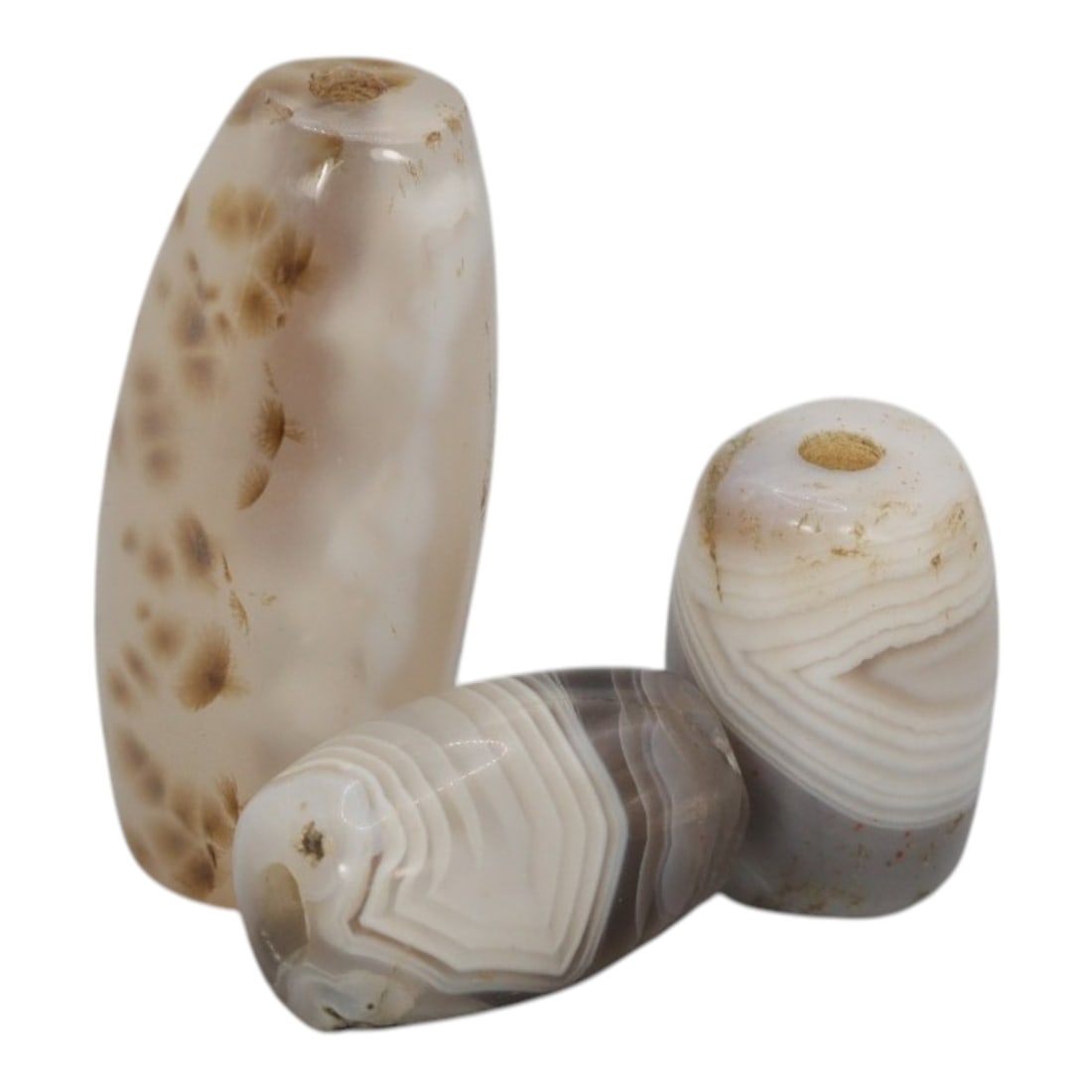 Lot of 3 Antique Central Asian / Himalayan Banded Agate Trade Beads, 15th-19th Century, 75WS: This lot comprises 3 antique banded agate beads, characteristic of Central Asian or Himalayan trade traditions. Each bead exhibits signs of significant age, including natural patination, surface wear,