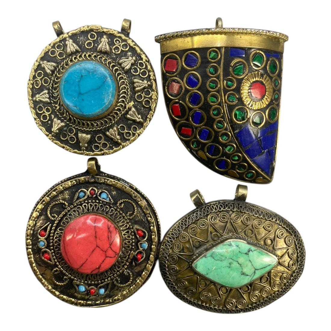 Lot of 4 Vintage Style Tribal Silver-Plated Inlay Pendants Collection, 13WS: Here's a vibrant set of statement pendants, perfect for lovers of ethnic and bohemian jewelry!Measuring 5.7-6.2 cm each, these four pendants are crafted from silver-plated metal, featuring intricate f