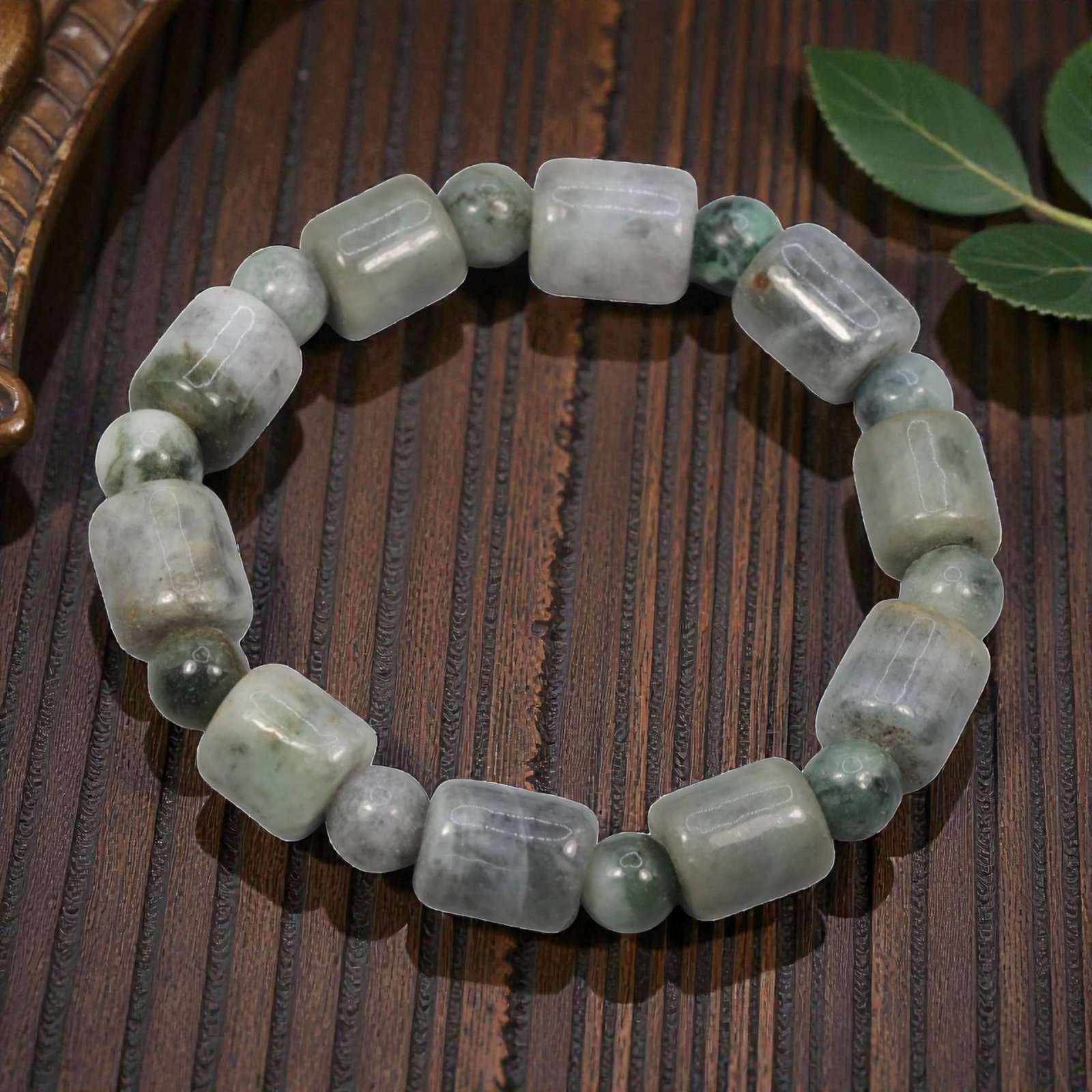 A Chinese Jadeite Jade Bead Bracelet, 20th Century, 30ZK (1 of 1)