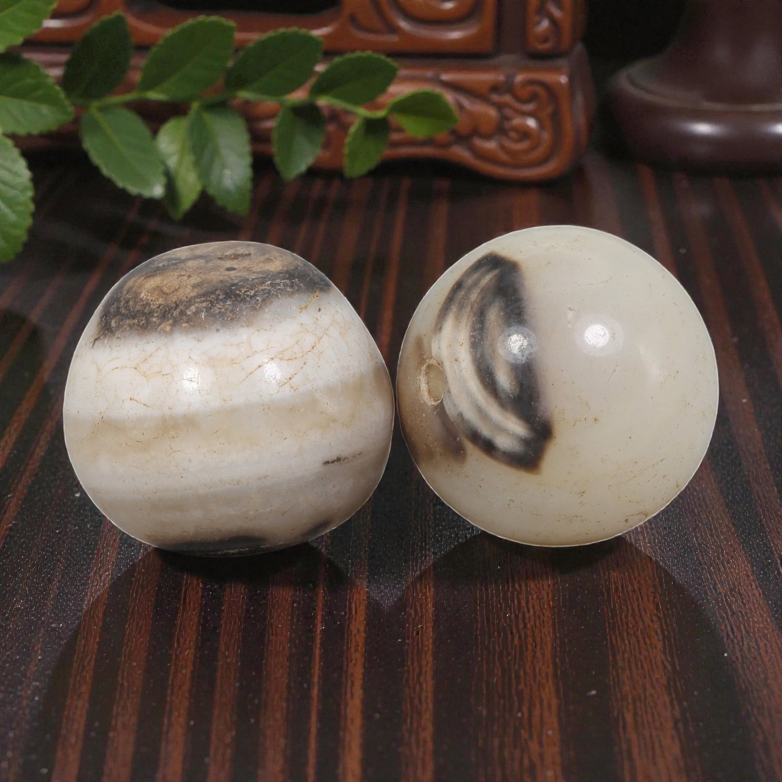 Antique Tibetan Agate Bead Pair - Banded Guru Dzi Beads, 67EB (1 of 1)