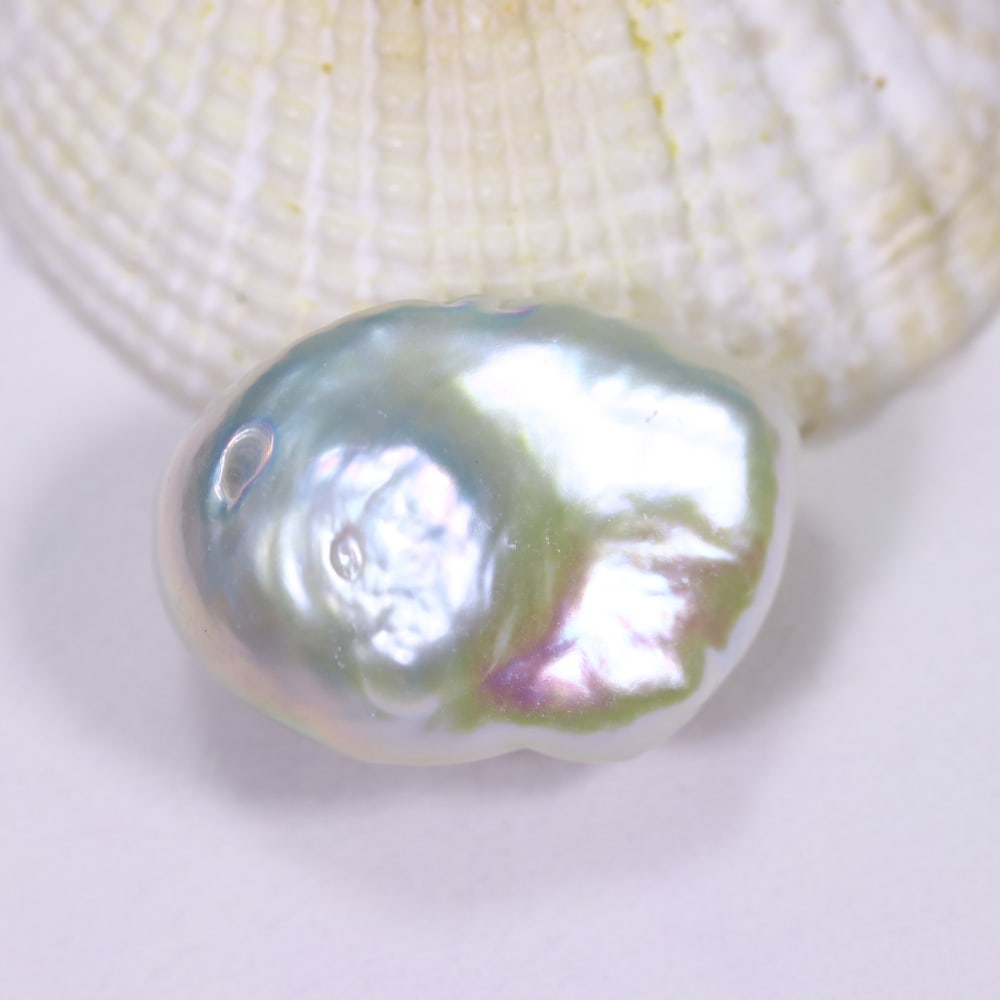 23Ct Freshwater Keshi Pearl - No Hole Drill - Approx 21x14x12mm , 416E (1 of 4)