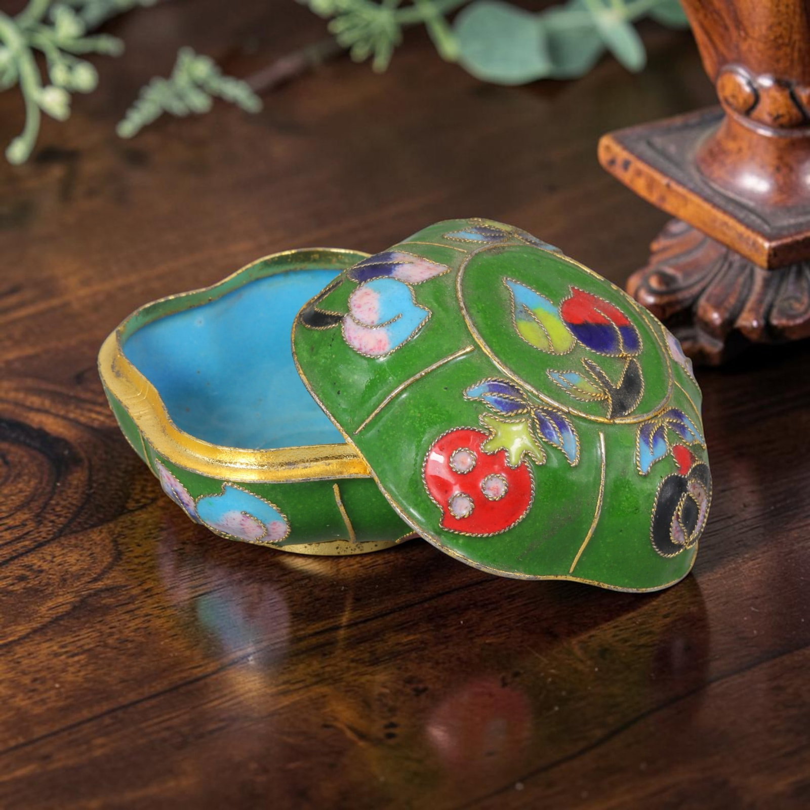 Vintage Chinese Emerald Green Cloisonne Melon-Shaped Trinket Box, 57AR (1 of 2)