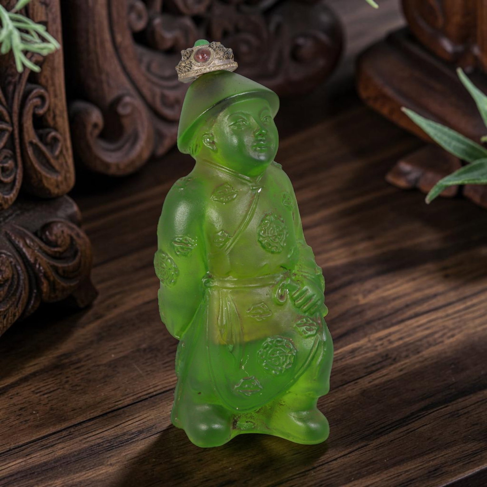 Vintage Chinese Emerald Liuli Glass Snuff Bottle - Carved Qing Dynasty Attendant Figurine Vessel,: This fully sculpted anthropomorphic snuff bottle is handcrafted from translucent frosted emerald vintage Chinese liuli glass, shaped as a traditional Qing dynasty attendant figure with a classic soft 