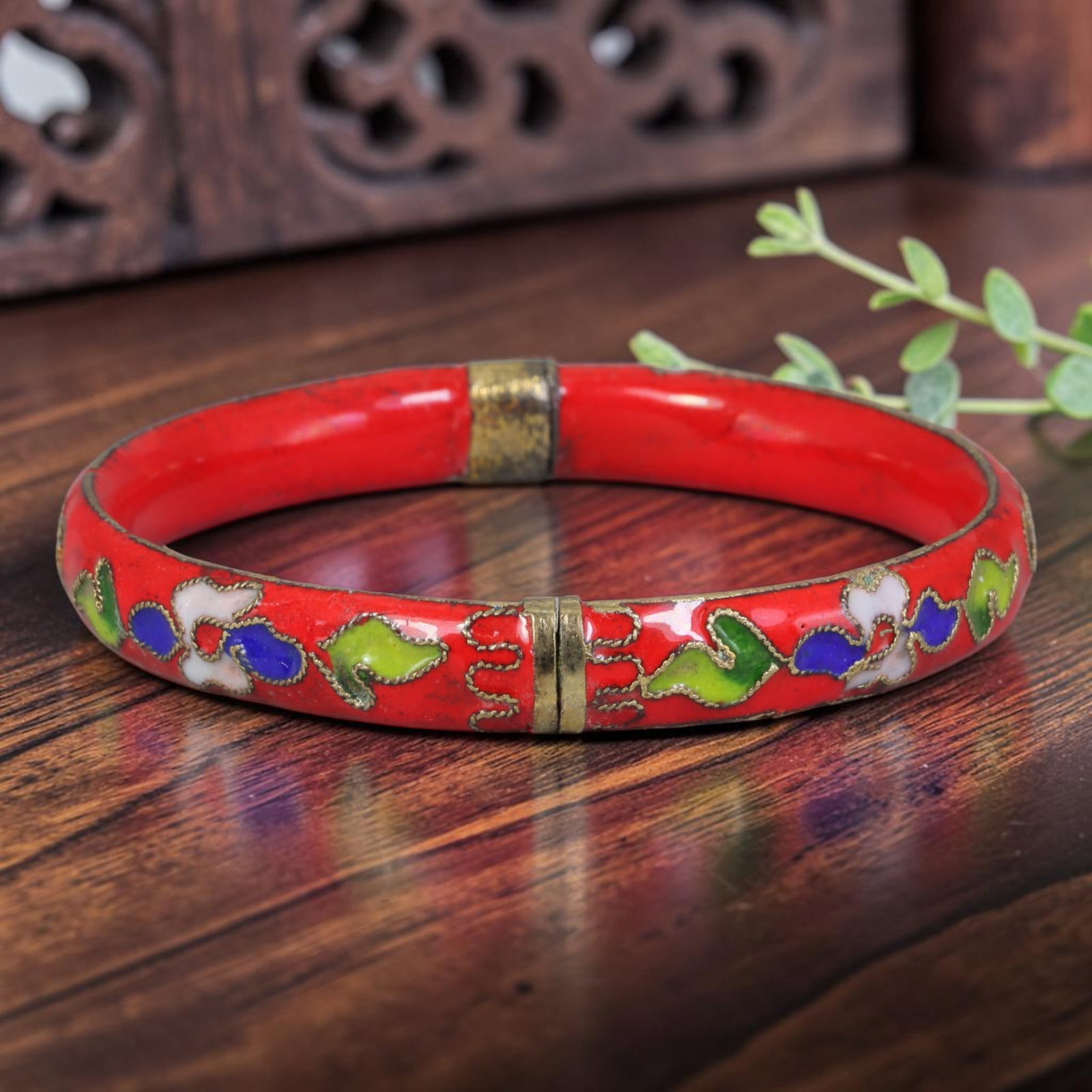 Vintage Chinese Cloisonne Bangle - Red Floral Enamel Bracelet, 69FD: Constructed with silvered metal base finished in traditional Chinese cloisonne wire filigree work, the bangle features a vibrant scarlet enamel ground inlaid with segmented floral motifs in green, dee