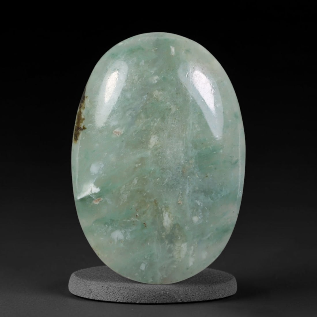 18.40ct Natural Burmese Type A Jadeite Jade Cabochon, 34AL: This single loose natural Burmese Type A jadeite jade cabochon, fully untreated with no dyeing, bleaching or resin impregnation, this genuine Type A jade retains its all-natural crystalline structure 
